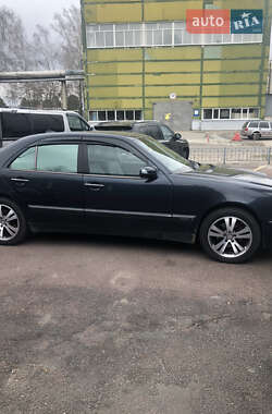 Седан Mercedes-Benz E-Class 1999 в 