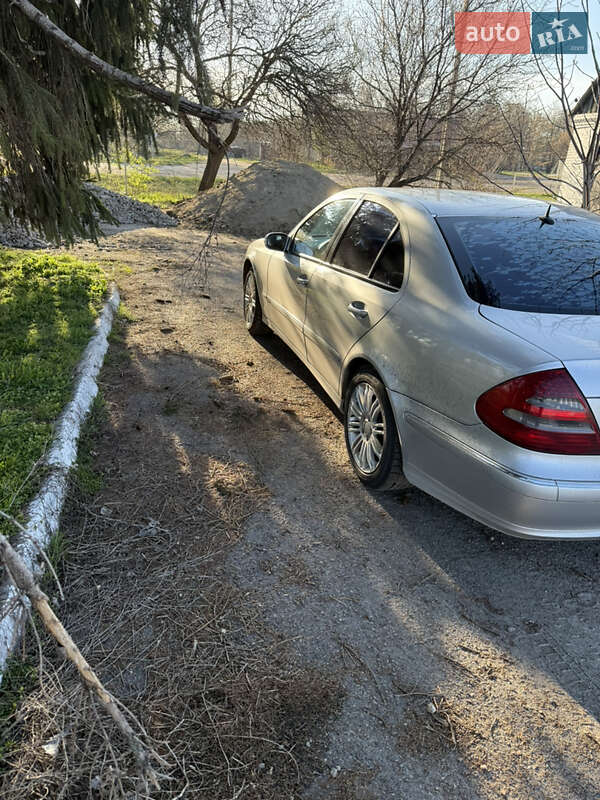 Седан Mercedes-Benz E-Class 2003 в Белой Церкви