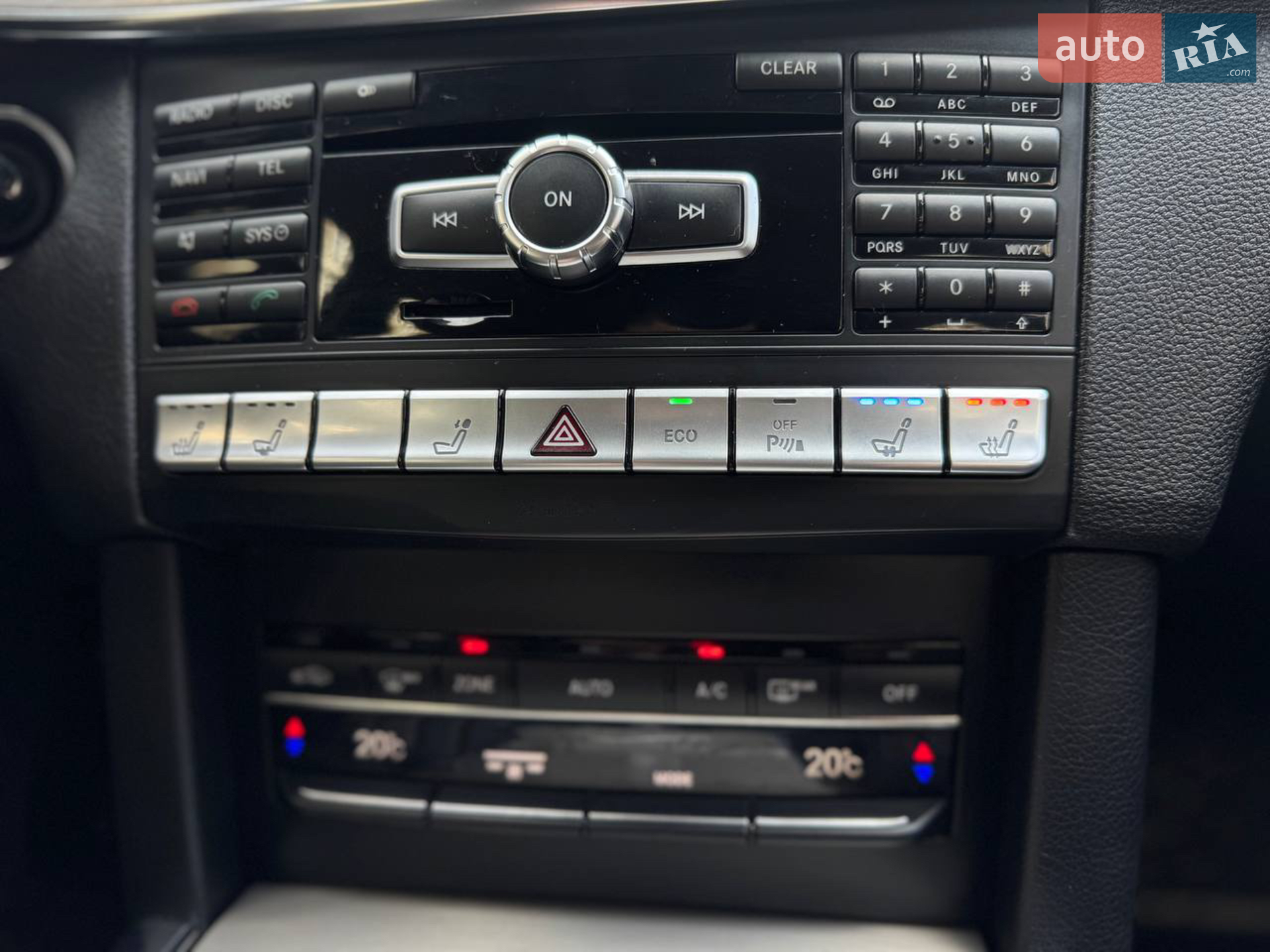 2013 Mercedes-Benz E-klasse - мініатюра 21