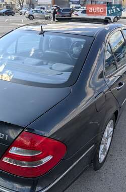 Седан Mercedes-Benz E-Class 2006 в 