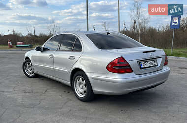 Седан Mercedes-Benz E-Class 2003 в 