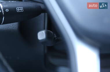 Купе Mercedes-Benz E-Class 2011 в 