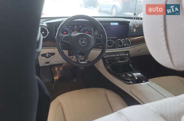Седан Mercedes-Benz E-Class 2016 в 