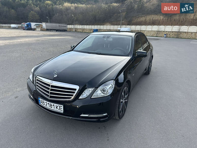 Mercedes-Benz E-Class 2011