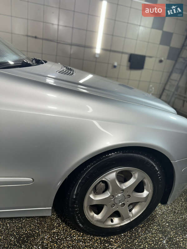 Універсал Mercedes-Benz E-Class 2007 в Чернівцях