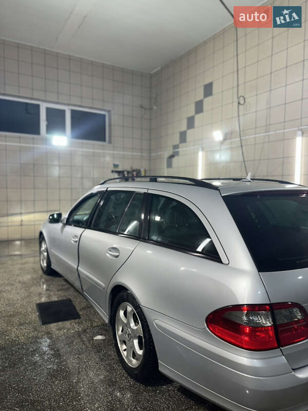 Універсал Mercedes-Benz E-Class 2007 в Чернівцях