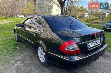 Седан Mercedes-Benz E-Class 2007 в 