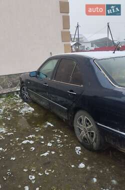 Седан Mercedes-Benz E-Class 1995 в 
