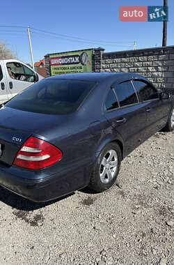Седан Mercedes-Benz E-Class 2003 в 