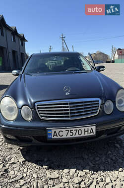 Седан Mercedes-Benz E-Class 2003 в 