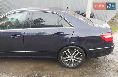 Седан Mercedes-Benz E-Class 2009 в 