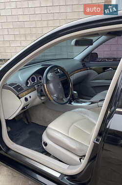 Седан Mercedes-Benz E-Class 2004 в 