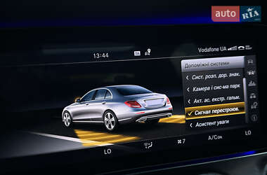 Седан Mercedes-Benz E-Class 2017 в 