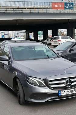 Седан Mercedes-Benz E-Class 2019 в 
