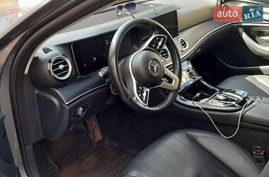 Седан Mercedes-Benz E-Class 2019 в 