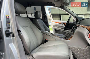 Седан Mercedes-Benz E-Class 2002 в 