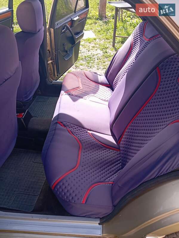 Седан Mercedes-Benz E-Class 1992 в Івано-Франківську фото 7 Седан Mercedes-Benz E-Class 1992 в Івано-Франківську