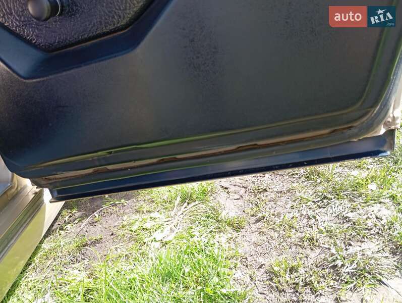 Седан Mercedes-Benz E-Class 1992 в Івано-Франківську фото 11 Седан Mercedes-Benz E-Class 1992 в Івано-Франківську