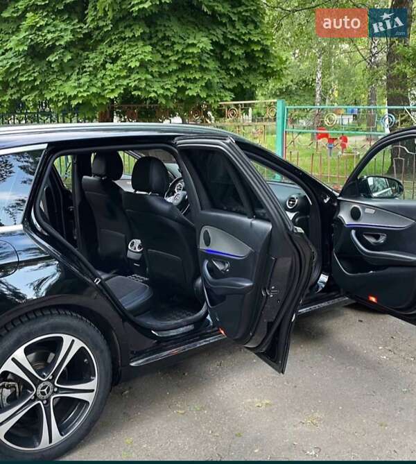 Універсал Mercedes-Benz E-Class 2017 в Житомирі