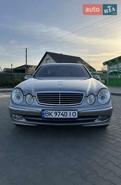 Седан Mercedes-Benz E-Class 2005 в 