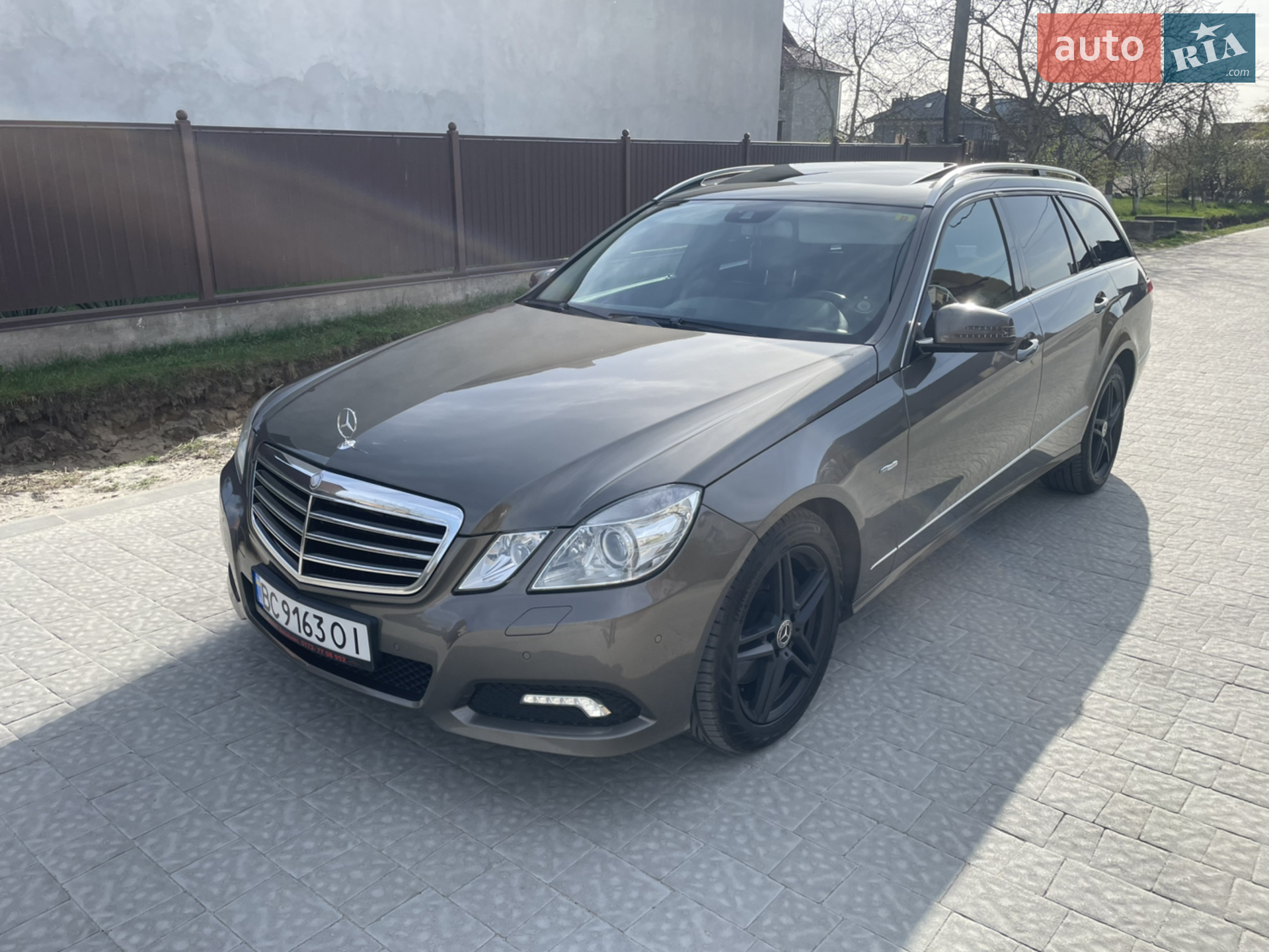 2010 Mercedes-Benz E-klasse - мініатюра 2