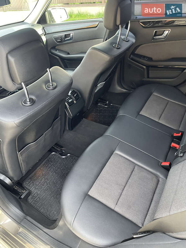 Універсал Mercedes-Benz E-Class 2010 в Львові