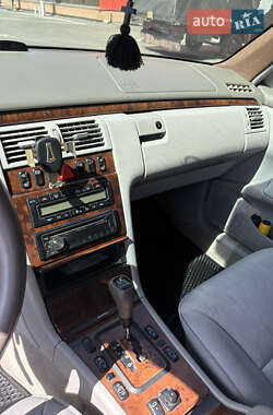 Седан Mercedes-Benz E-Class 1999 в 
