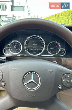 Седан Mercedes-Benz E-Class 2010 в 