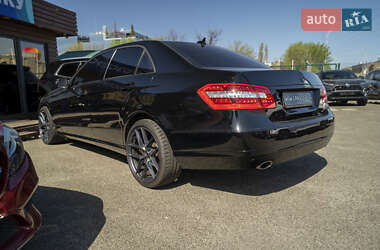 Седан Mercedes-Benz E-Class 2010 в 
