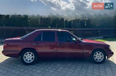 Седан Mercedes-Benz E-Class 1994 в 
