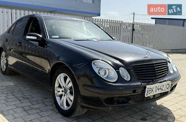 Седан Mercedes-Benz E-Class 2003 в 