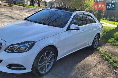 Седан Mercedes-Benz E-Class 2015 в 