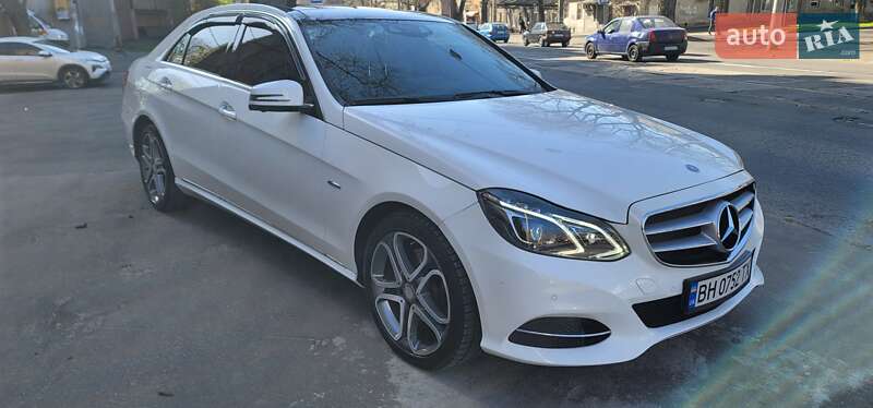 Mercedes-Benz E-Class 2015