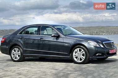 Седан Mercedes-Benz E-Class 2010 в 