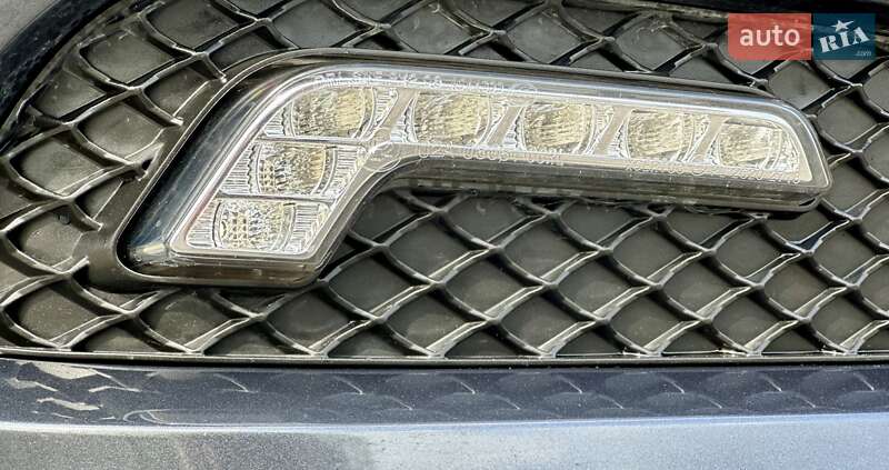 Седан Mercedes-Benz E-Class 2010 в Бурштині