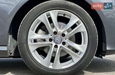 Седан Mercedes-Benz E-Class 2010 в 