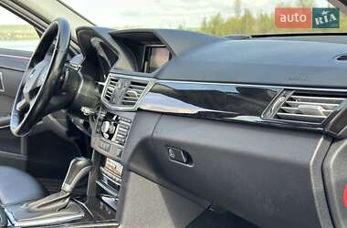 Седан Mercedes-Benz E-Class 2010 в 