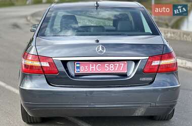 Седан Mercedes-Benz E-Class 2010 в 