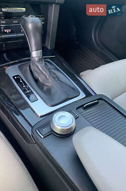 Седан Mercedes-Benz E-Class 2010 в 
