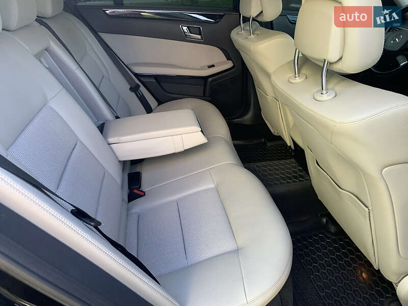Седан Mercedes-Benz E-Class 2010 в Ивано-Франковске фото 25 Седан Mercedes-Benz E-Class 2010 в Ивано-Франковске