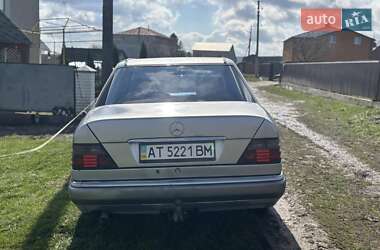 Седан Mercedes-Benz E-Class 1995 в 