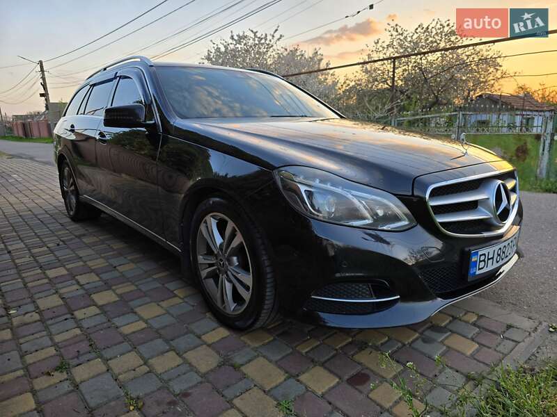 Универсал Mercedes-Benz E-Class 2013 в Одессе