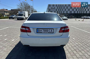 Седан Mercedes-Benz E-Class 2012 в 