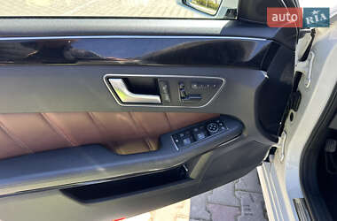 Седан Mercedes-Benz E-Class 2012 в 