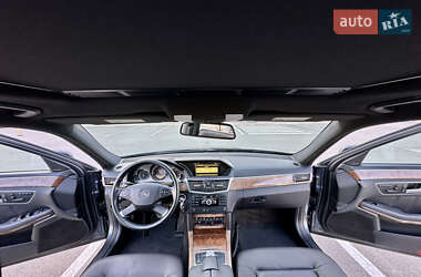 Седан Mercedes-Benz E-Class 2012 в 