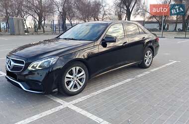 Седан Mercedes-Benz E-Class 2011 в 