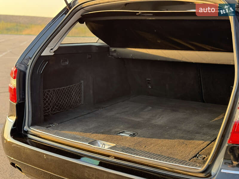 Универсал Mercedes-Benz E-Class 2011 в Ровно