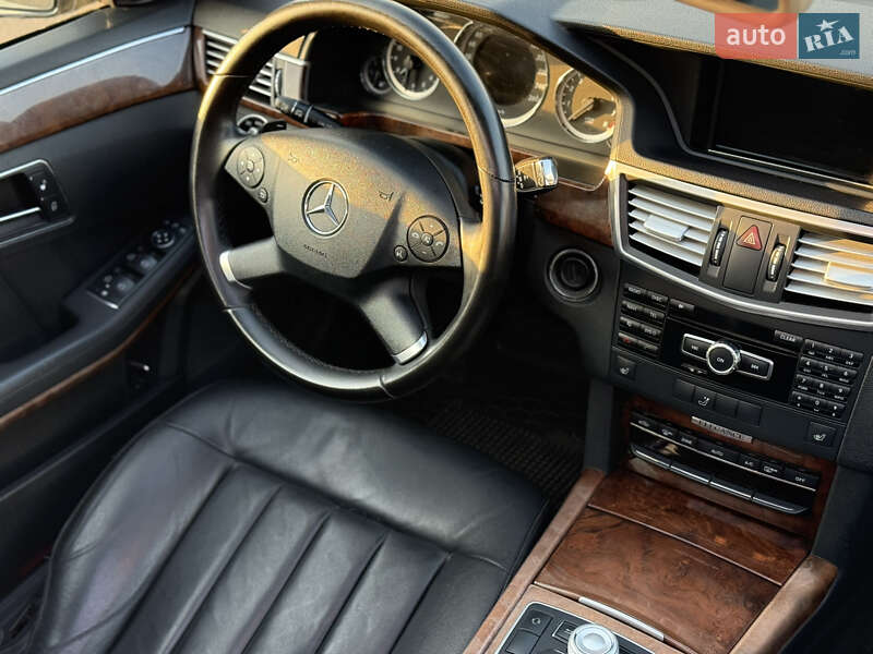 Универсал Mercedes-Benz E-Class 2011 в Ровно