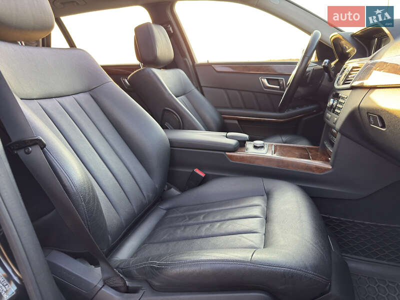 Универсал Mercedes-Benz E-Class 2011 в Ровно