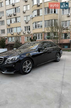 Седан Mercedes-Benz E-Class 2014 в 